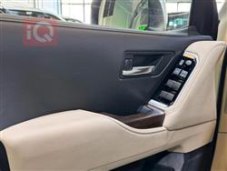 تۆیۆتا لاند کروزەر